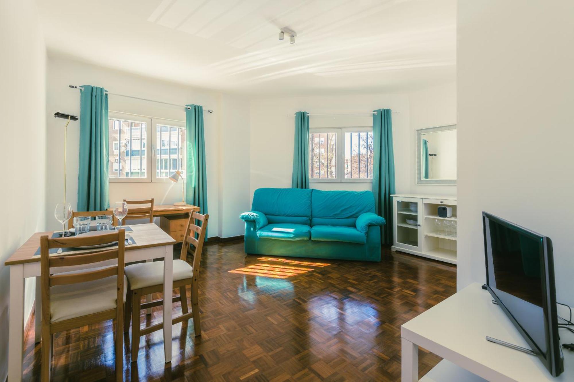 Madrid Rio Apartment Екстериор снимка